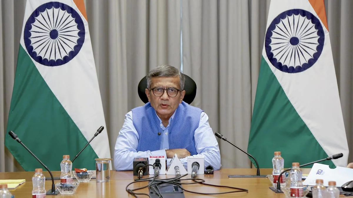 रक्षा सचिव राजेश कुमार सिंह यांचा कार्यकाल 2027 पर्यंत वाढवला