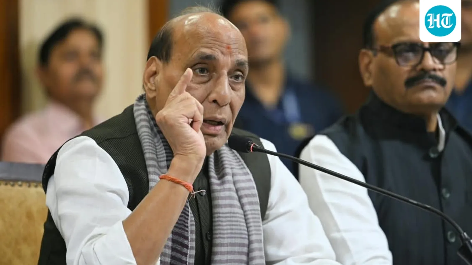 राजनाथ सिंह यांनी काँग्रेसवर मुख्य निवडणूक आयुक्ताविरुद्ध आंदोलनांदरम्यान आरोप केला