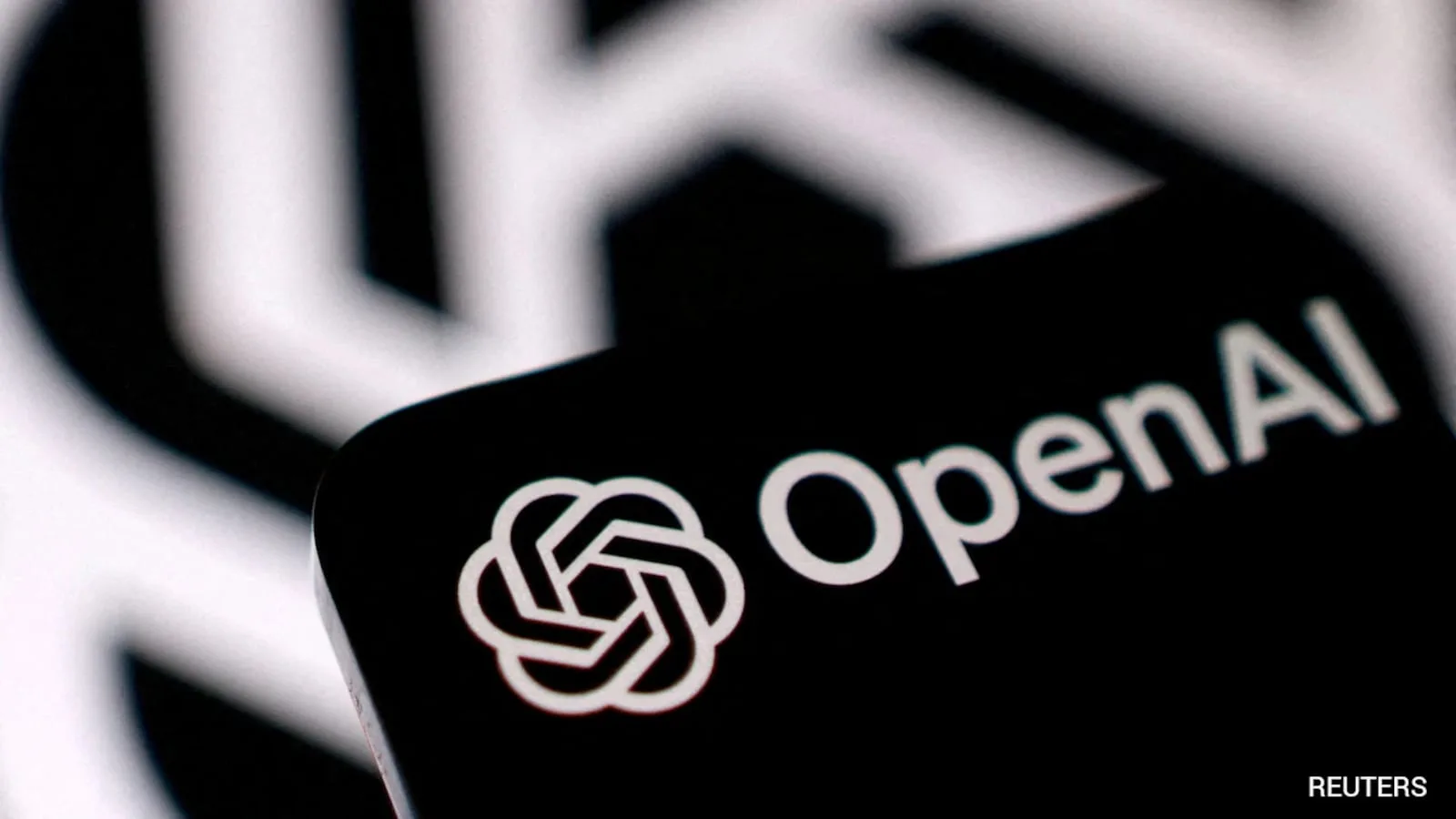 OpenAI Engineer Resigns, Urges Nuclear-Level Safety in AI