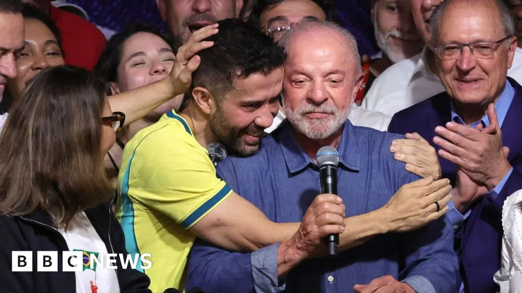 Lula da Silva's WhatsApp Strategy: A Key to His Fourth Term