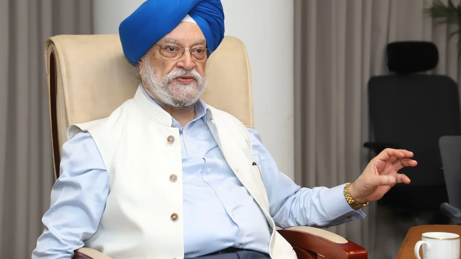 राज्यसभेच्या उपचुनावासाठी हरदीप पुरी यांची निवड