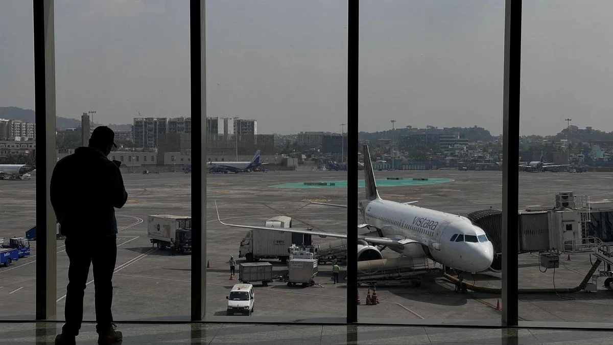Airlines Face Slot Reductions Amid Mumbai Airport Redevelopment