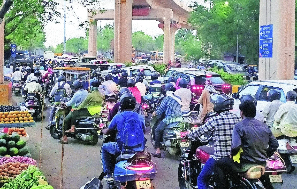 Nagpur Sees Daily Vehicle Registrations Surge to 607