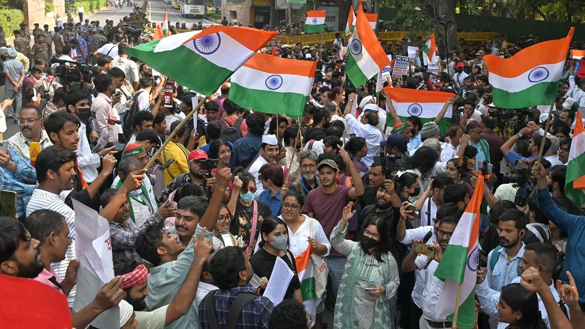 23 ऑक्टोबर 2026 रोजी निवडणूक रजिस्ट्रेशन सुधारांच्या विरोधात देशभरात आंदोलन