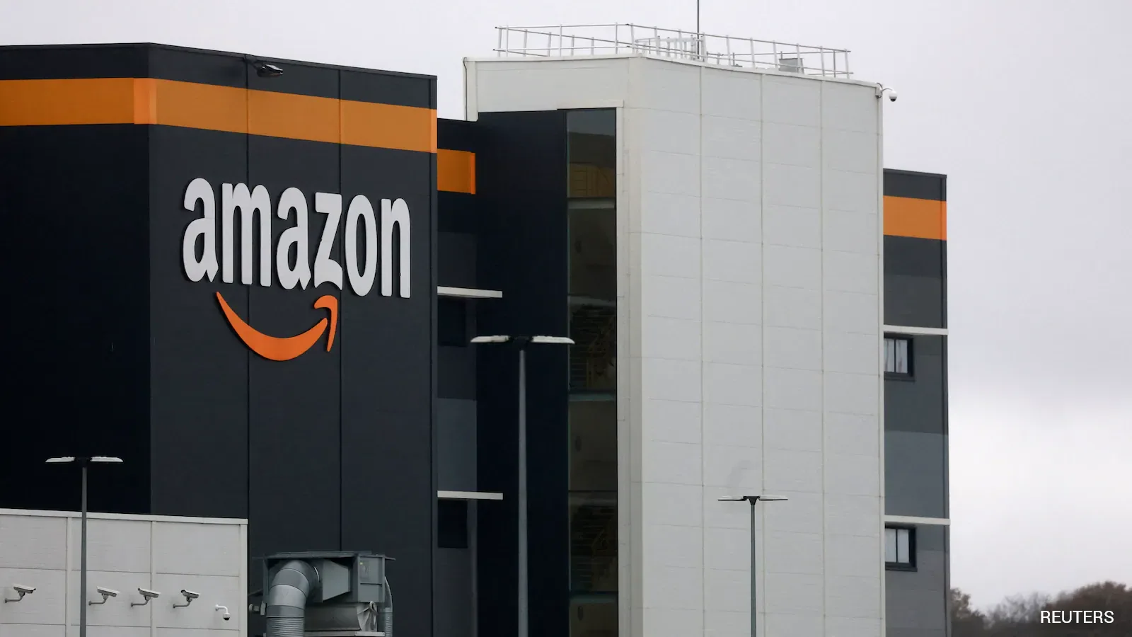 Amazon Reduces Workforce by 250 in Devices Unit