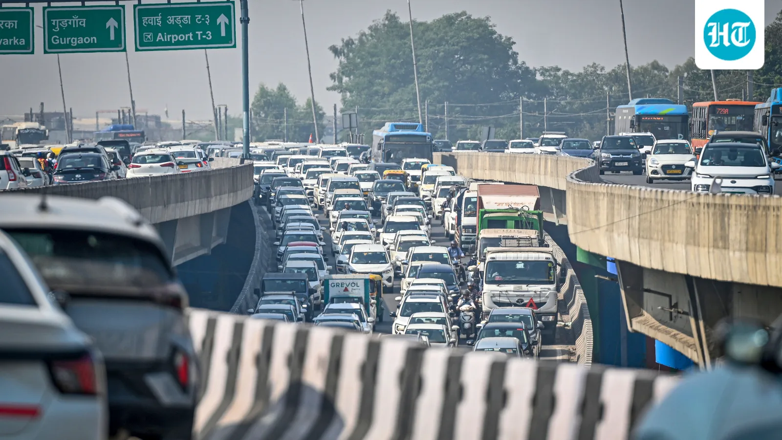 Delhi Traffic Police Implements New Strategies to Combat Air Pollution