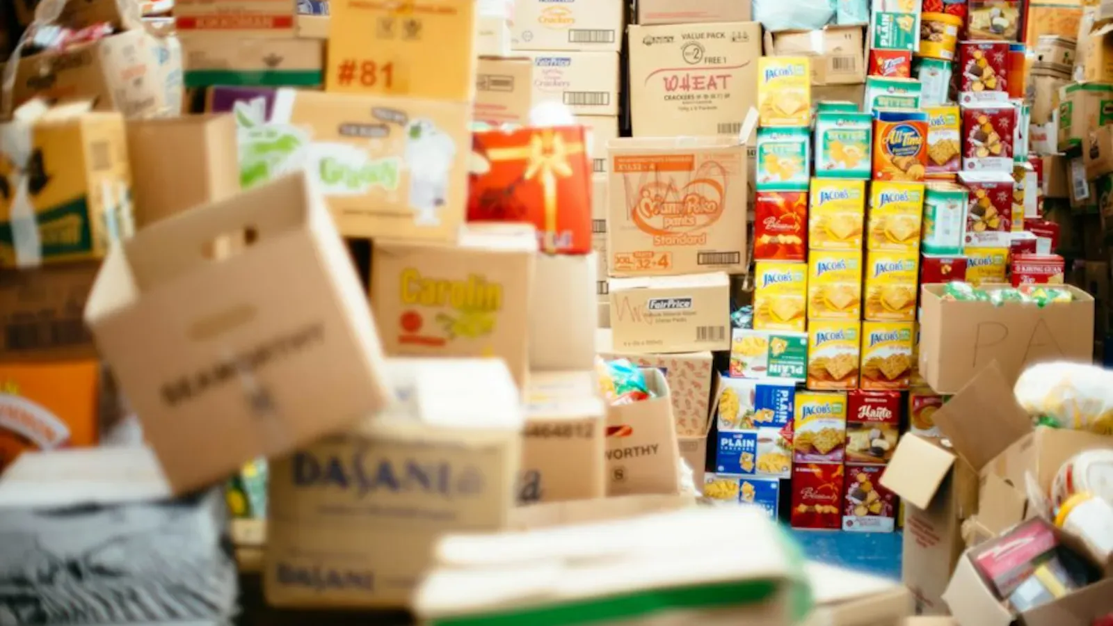 Maharashtra FDA Suspends Licenses of Five Food Facilities Linked to Reliance and Zomato