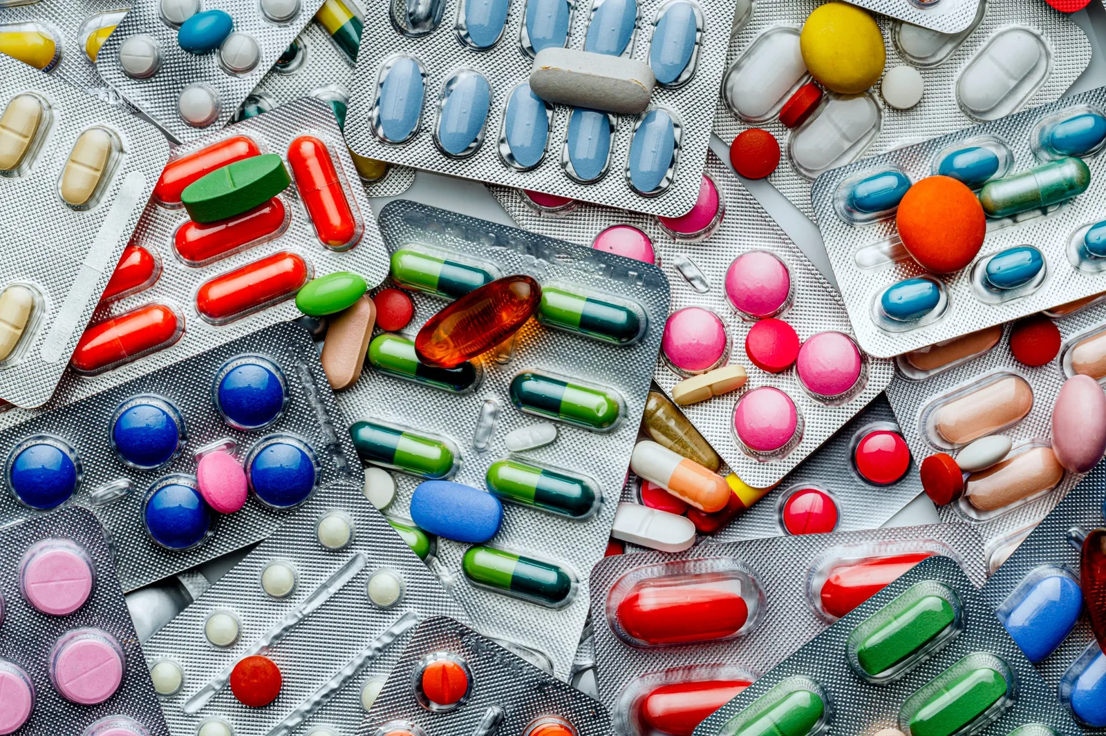 2.4 Million Older Australians Face Medication Risks from Overlapping Drugs