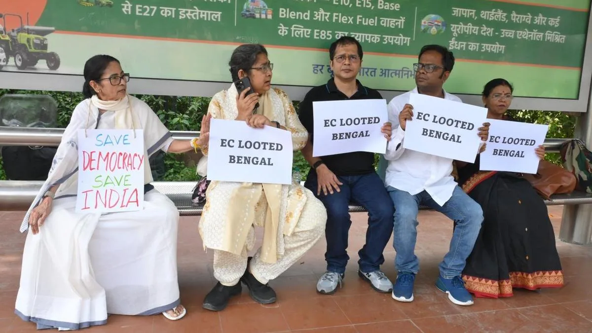 Mamata Banerjee Detained During Protest in Delhi on October 10