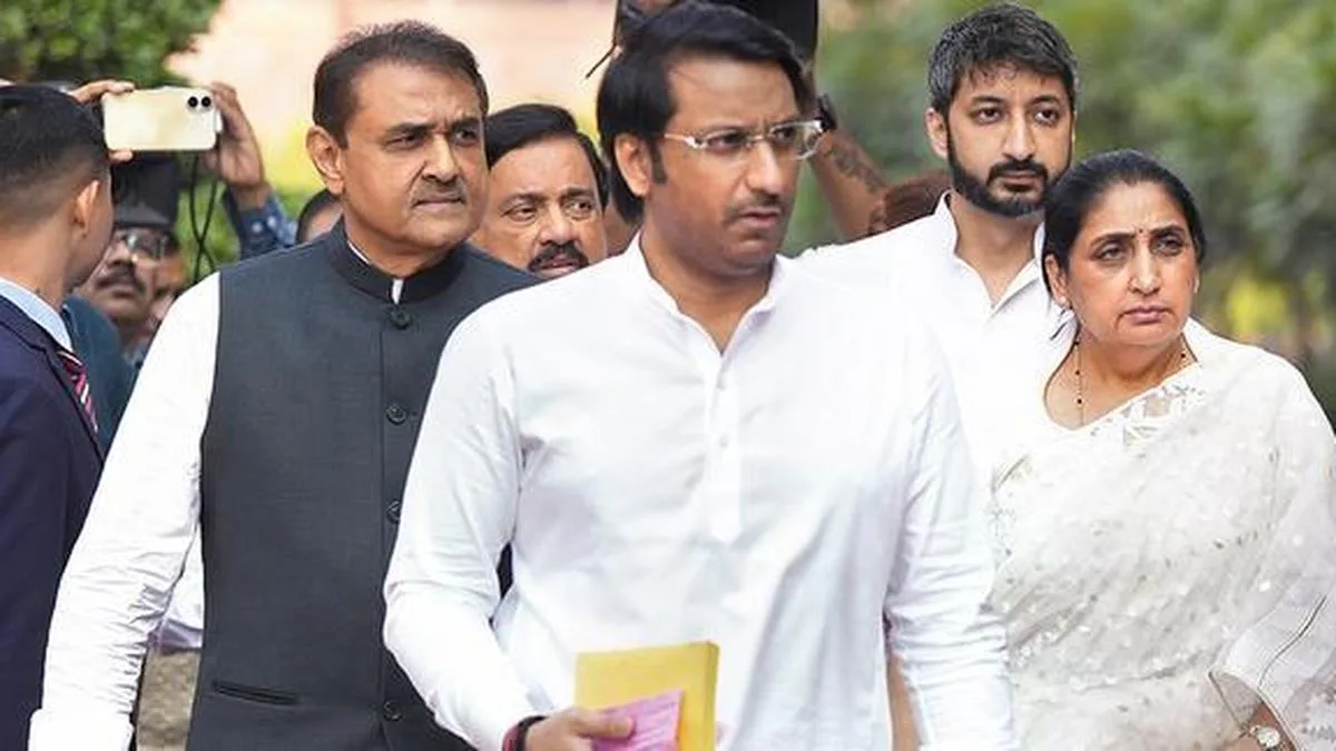 NCP चा सतीश चव्हाण महाराष्ट्र परिषद निवडणुकीत मागे