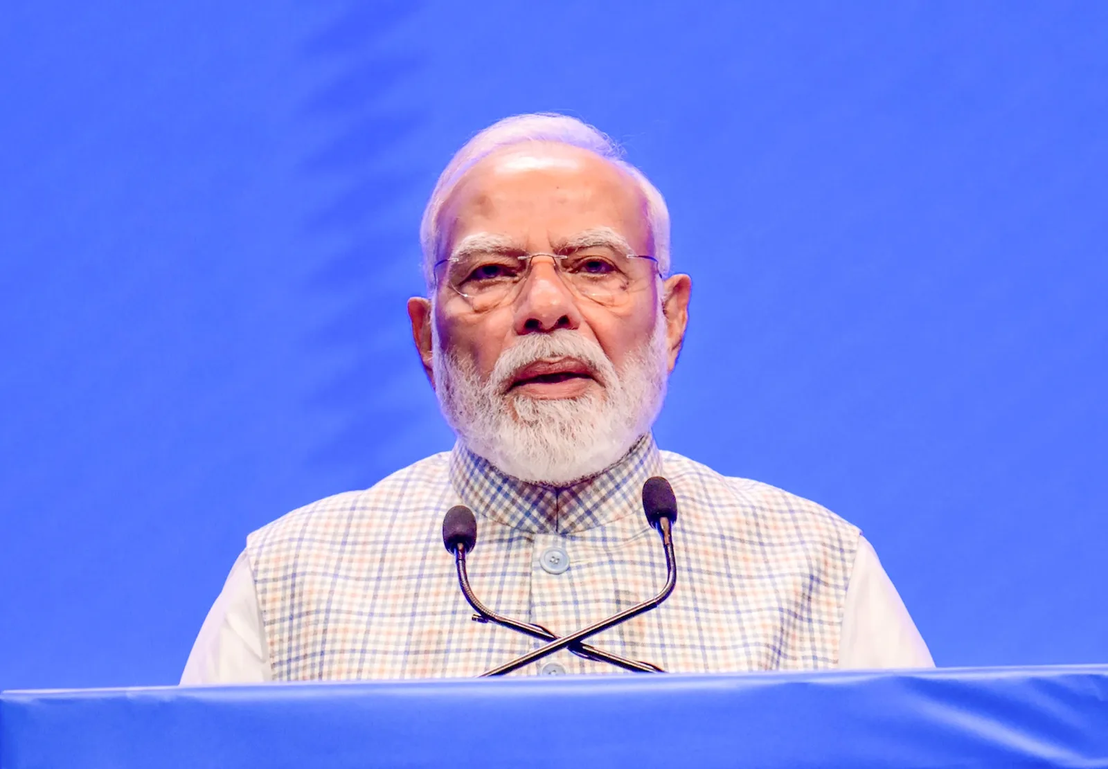 PM Modi Calls for Unity Against Divisive Forces at Global Sammelan