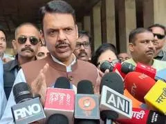 महाराष्ट्र के मुख्यमंत्री ने कुंभ मेले की तैयारियों की समीक्षा की