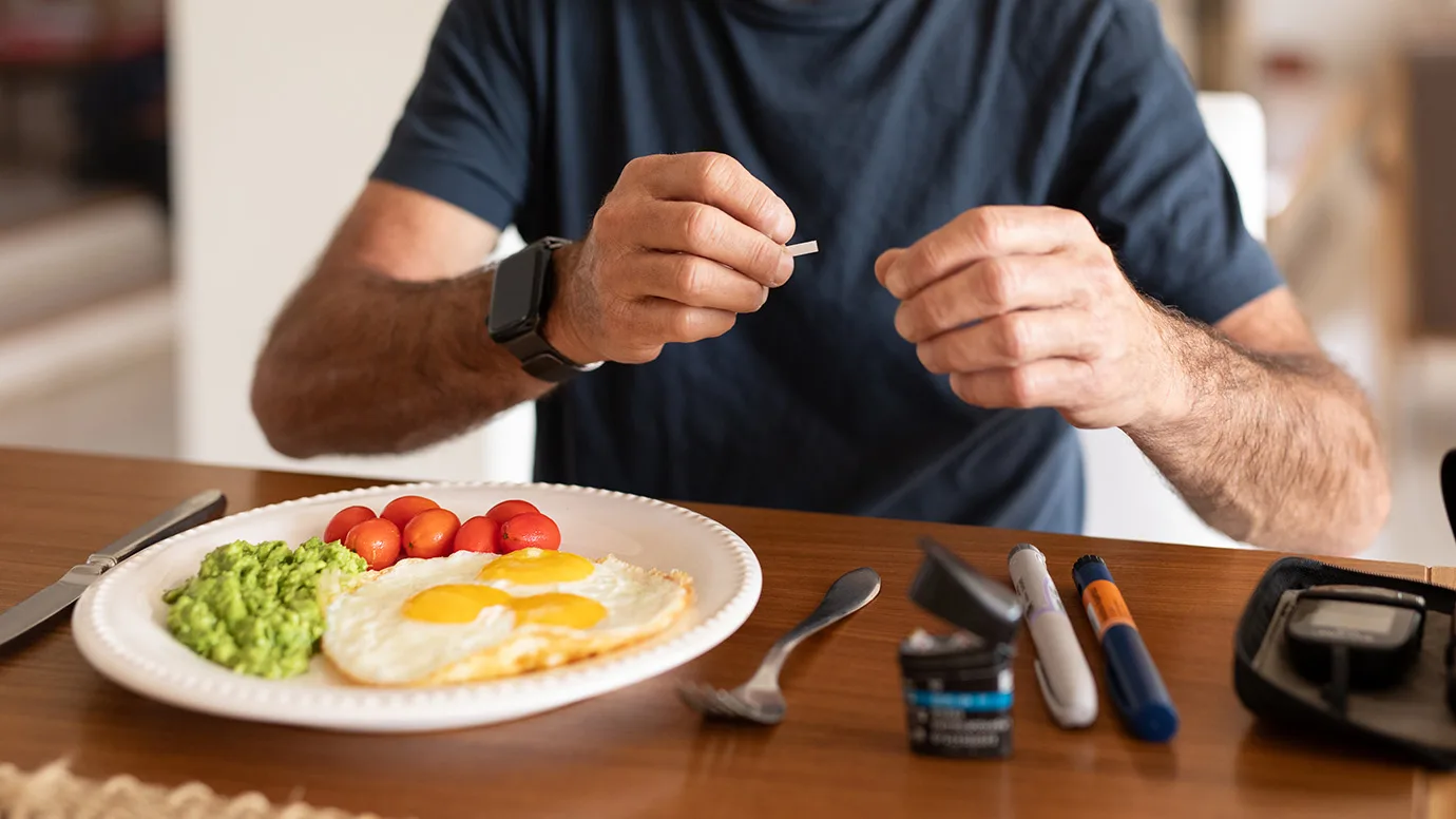 Exploring Meal Sequencing for Type 1 Diabetes Management