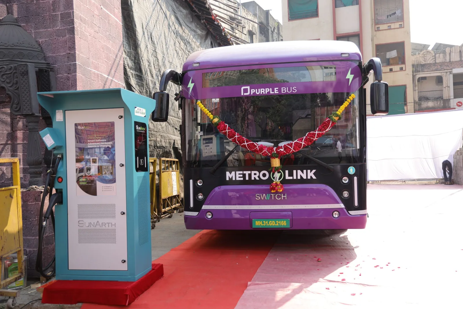 Launch of Electric Coaches on Nagpur-Chandrapur Route