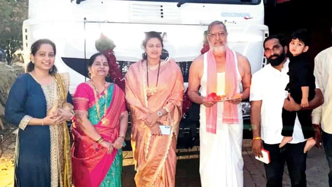 डोंजेतील नाना पाटेकर यांना शेतकरी आणि शेजारी म्हणून आदरांजली