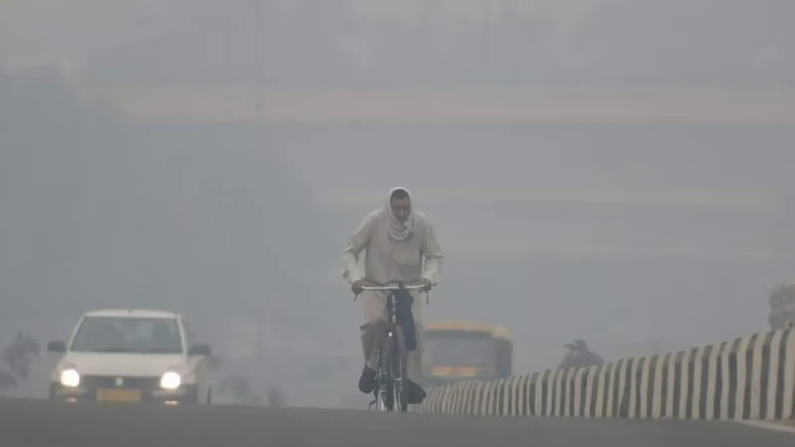 कोलकाता जगातील दुसऱ्या क्रमांकाचा सर्वाधिक प्रदूषित शहर