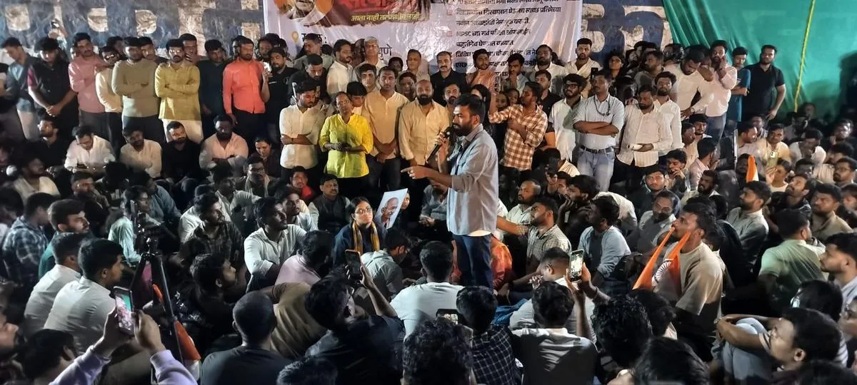 Sanjay Raut and Abhijeet Dipke Demand MPSC Chairman's Resignation