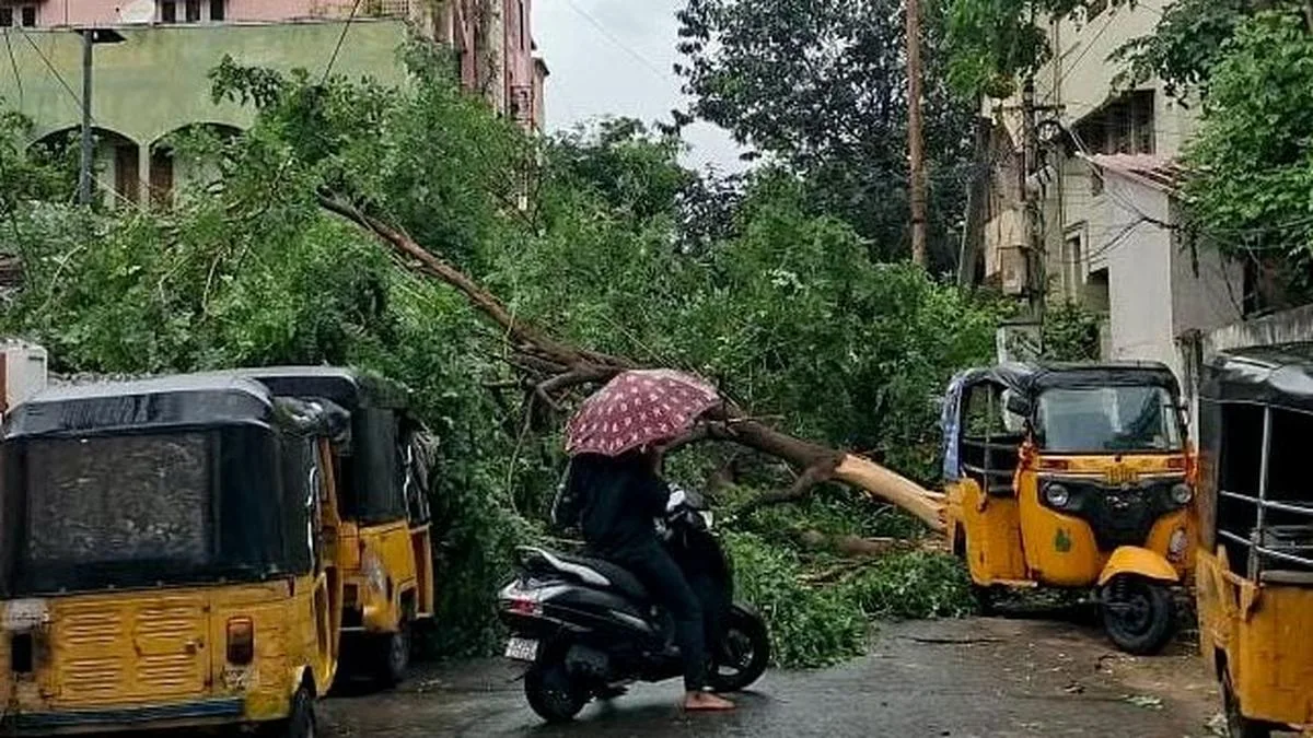 Cyclone Arnab Approaches Andhra Pradesh: Evacuations Underway